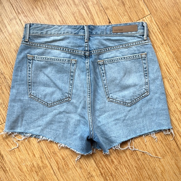 GRLFRND Poppy Short in Keep Talking - Picture 2 of 4